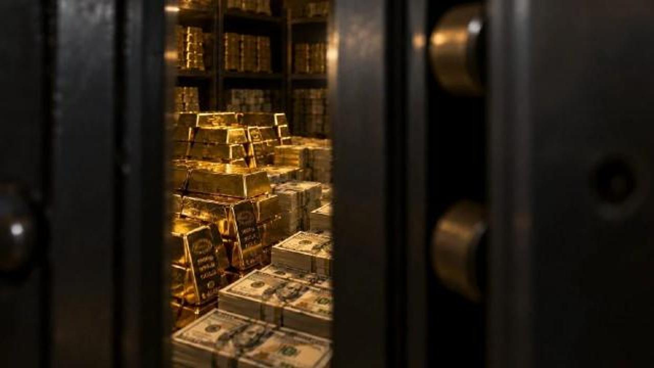 4 milyar dolarlık rezerv ABD'ye taşınacak! 7 yıllık altın d&uuml;ğ&uuml;m&uuml;