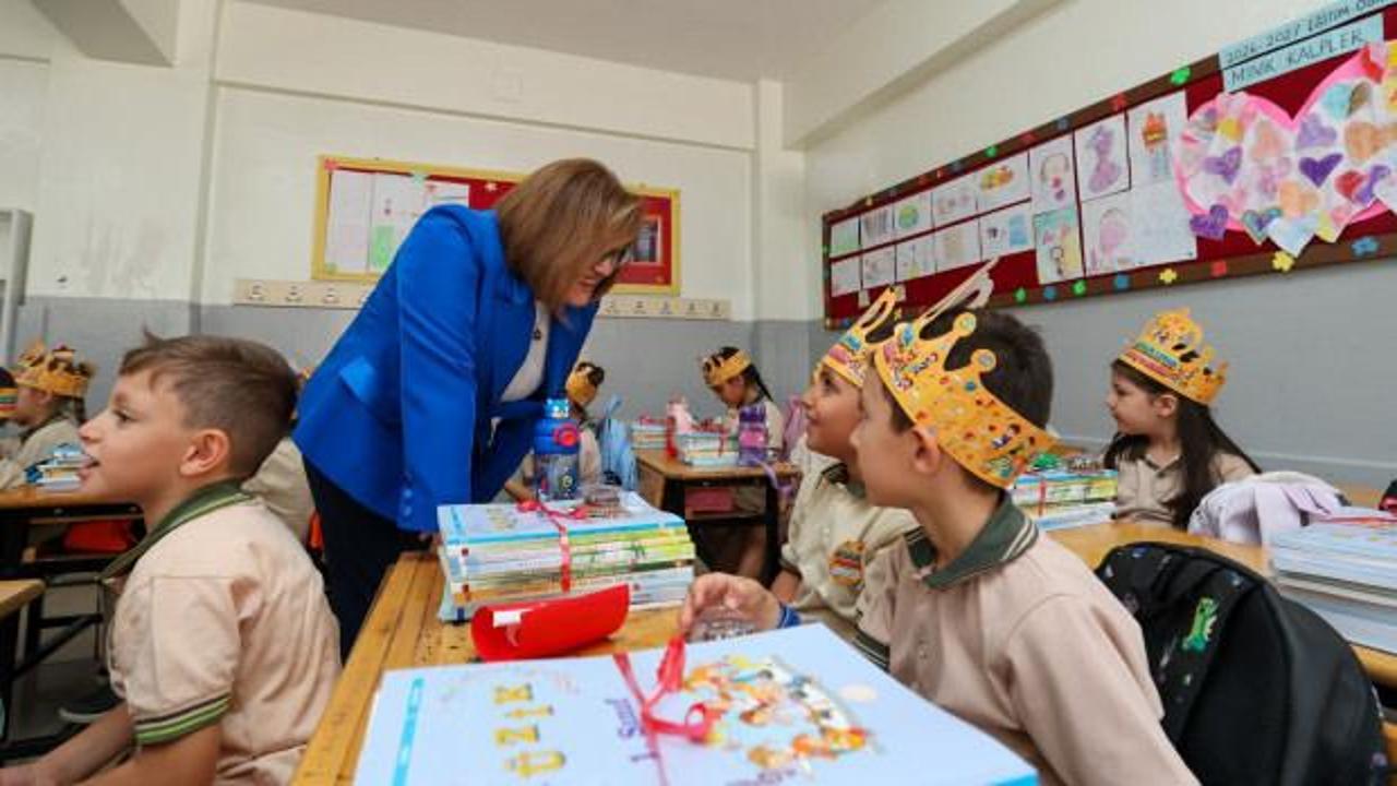 Başkan Şahin, ilk ders zilinde &ouml;ğrencileri yalnız bırakmadı 