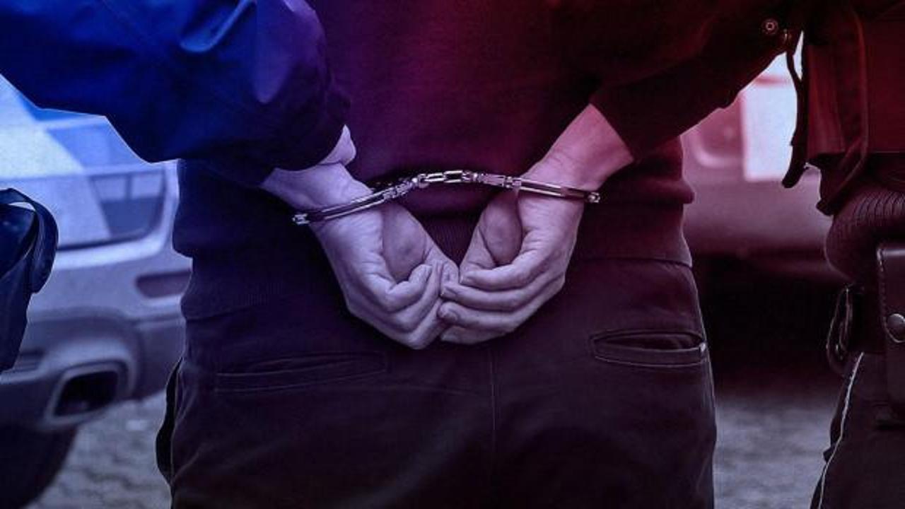 Denizli'de 15 yaşındaki &ccedil;ocuk, 35 yaşındaki adamı bı&ccedil;aklayarak &ouml;ld&uuml;rd&uuml;