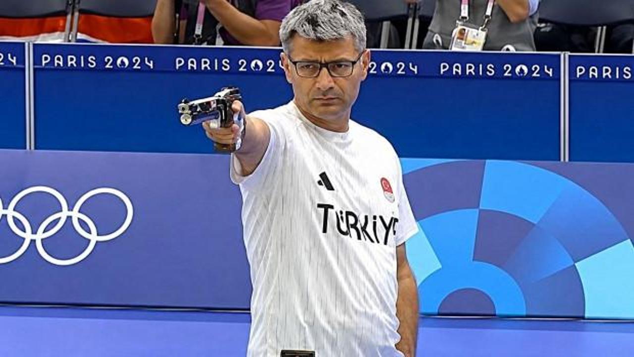 D&uuml;nyanın konuştuğu Yusuf Dike&ccedil;'in yeni mesleği: T&uuml;rk milleti i&ccedil;in &ccedil;alışacak!