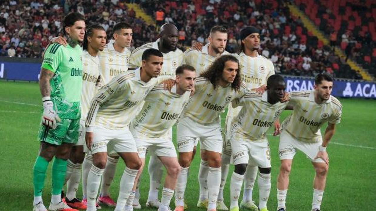 Fenerbah&ccedil;e'nin yıldızından şaşırtan a&ccedil;ıklama! 'Ligde k&ouml;t&uuml; olduğumuzu s&ouml;yleyemem'