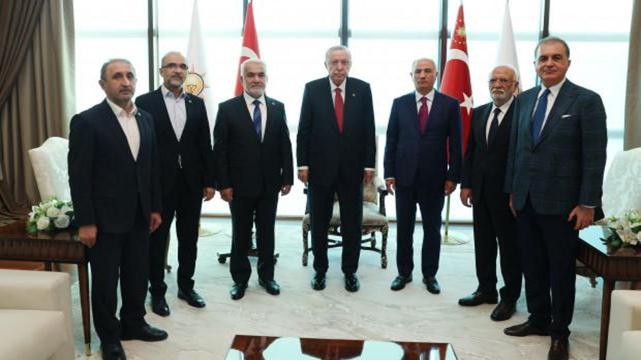 Başkan Erdoğan, H&Uuml;DA Par liderini kabul etti