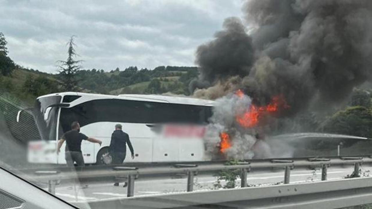 Samsun'da yolcu otob&uuml;s&uuml; yandı! 13 yolcu ve 3 personel &ouml;l&uuml;mden d&ouml;nd&uuml;