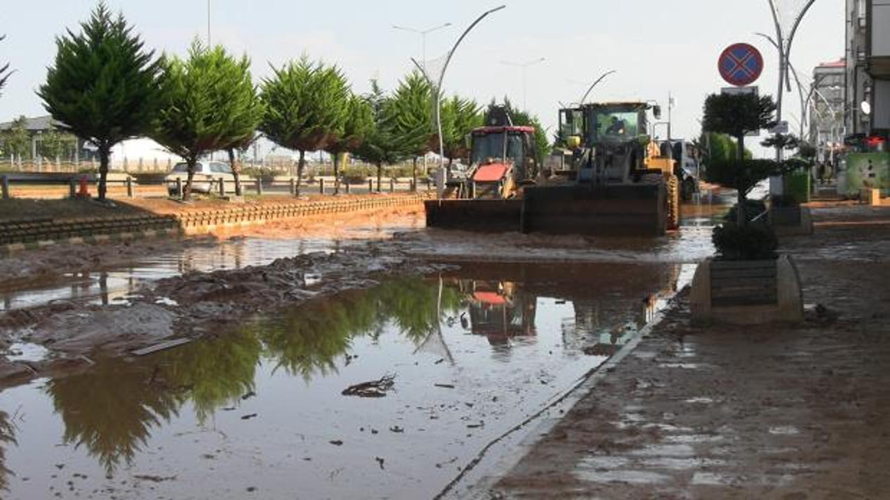 Sel gitti, &ccedil;amur kaldı; hasar tespit &ccedil;alışmaları başladı