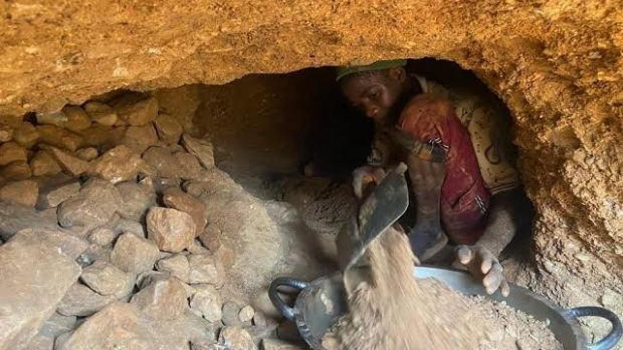 Sudan'da altın madeni göçtü, en az 60 kişi öldü