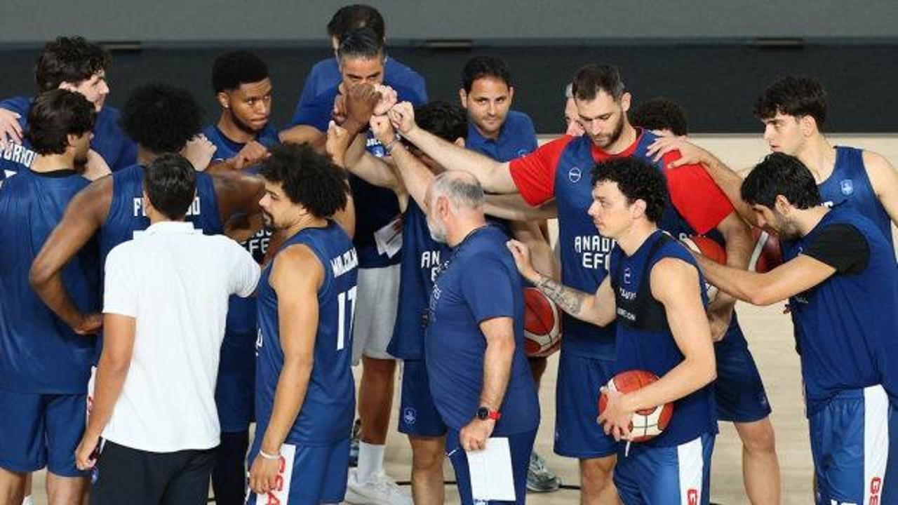 Anadolu Efes Avrupa'da 914. ma&ccedil;ına &ccedil;ıkıyor!