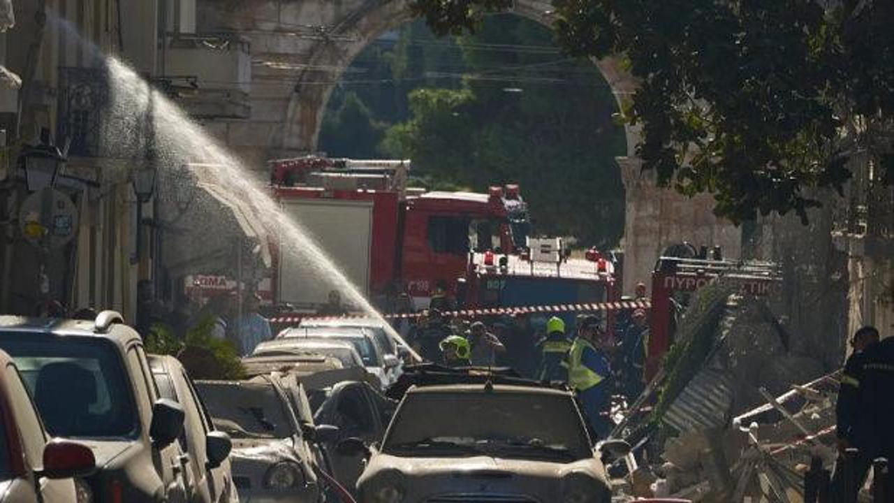 Atina'da patlama: &Ouml;l&uuml; sayısı 6'ya y&uuml;kseldi