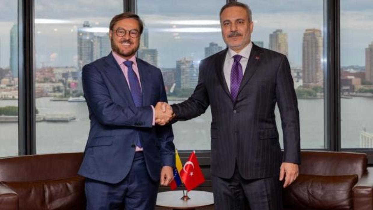 Bakan Fidan, Venezuela Dışişleri Bakanı ile bir araya geldi