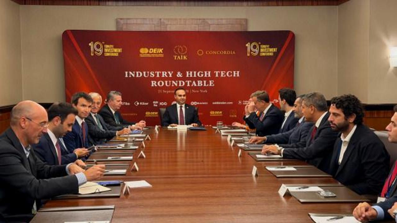 Bakan Kacır ABD'li iş d&uuml;nyası temsilcileriyle bir araya geldi