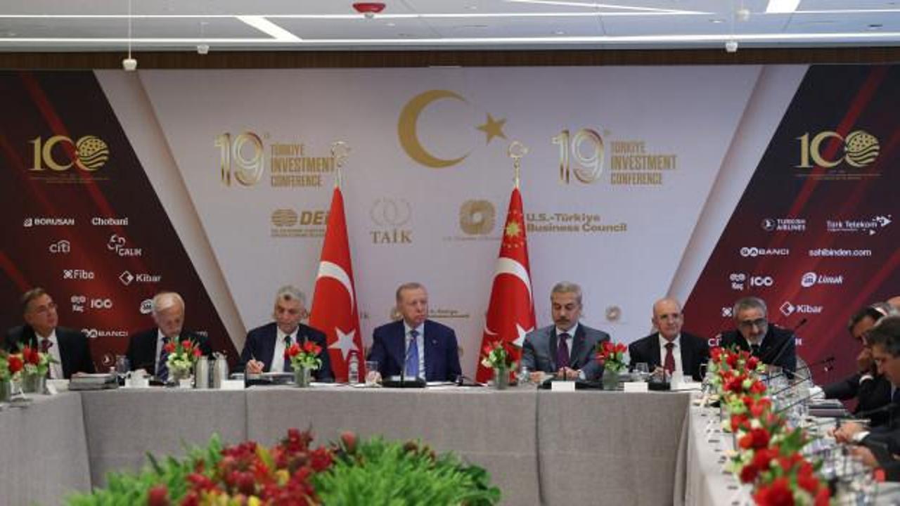 Cumhurbaşkanı Erdoğan, iş insanlarıyla buluştu! Yıl sonu enflasyon hedefi belli oldu