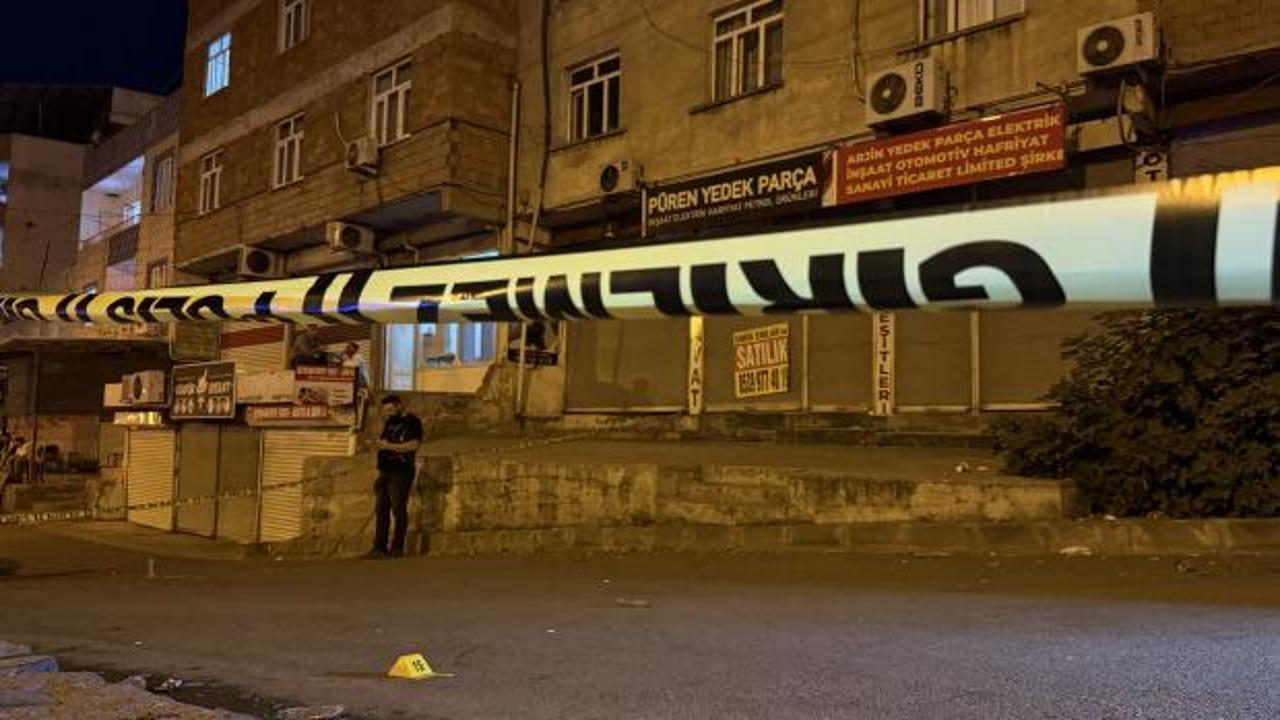 Diyarbakır&rsquo;da silahlı kavga: 3 kişi hayatını kaybetti