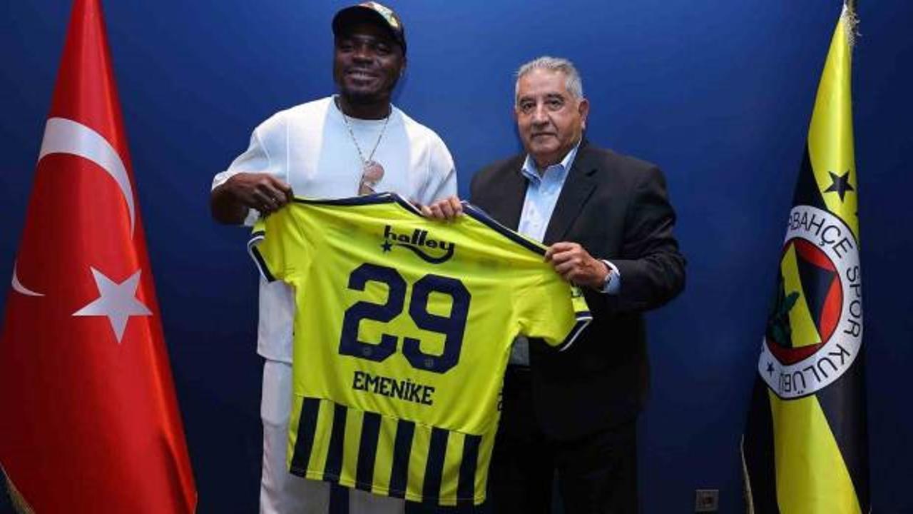 Emmanuel Emenike'den, Fenerbah&ccedil;e'ye ziyaret