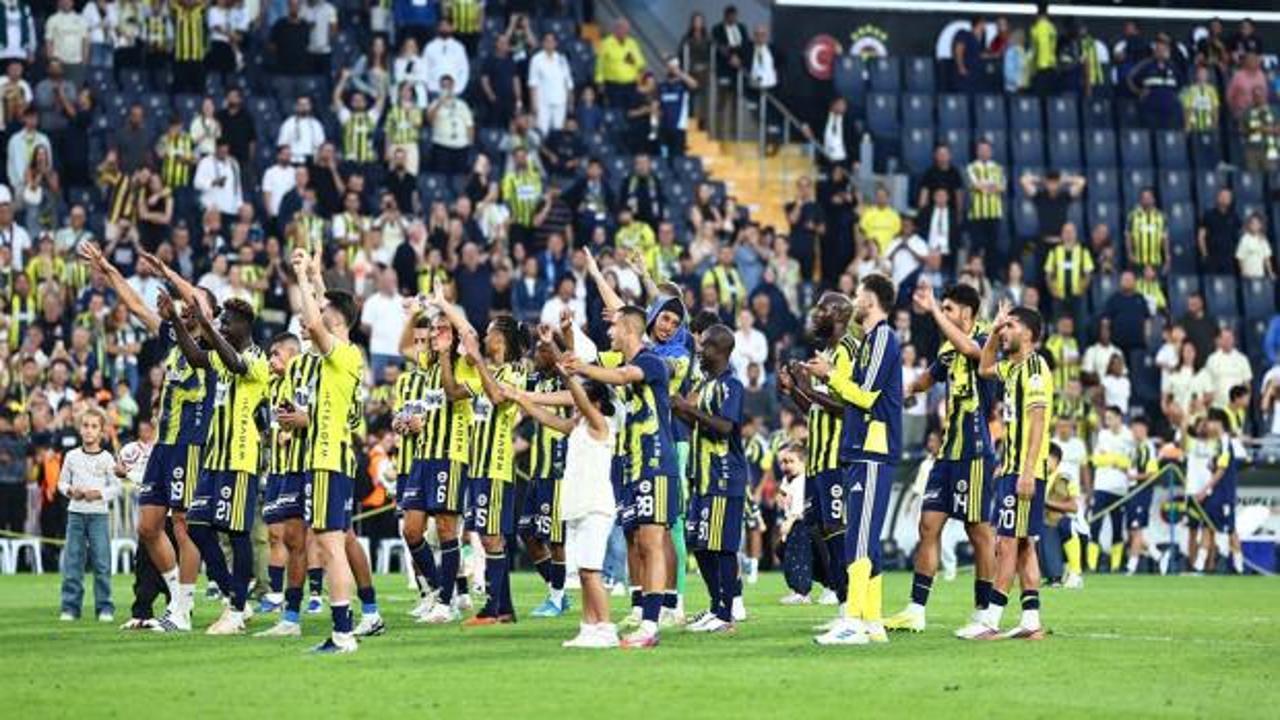 Fenerbah&ccedil;e milli araya moralli girdi!