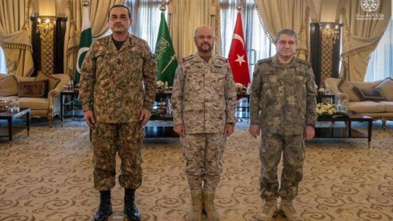 Mekke anlaşması sahaya mı iniyor? Acil koduyla toplanmışlardı: Flaş a&ccedil;ıklama geldi! 