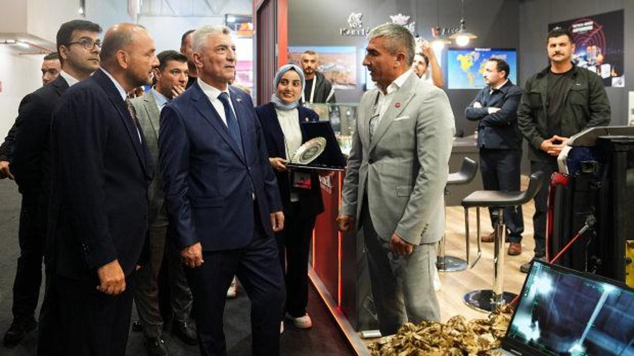 Ticaret Bakanı Bolat'tan EXPO 2026'ya ziyaret