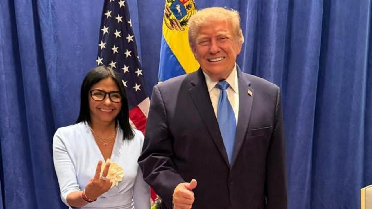 Trump, Rodriguez'le ilk kez bir araya geldi
