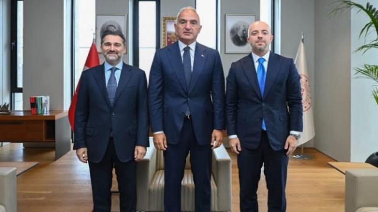 Bakan Ersoy, THY y&ouml;netimini kabul etti, turizm işbirliğini g&ouml;r&uuml;şt&uuml;!