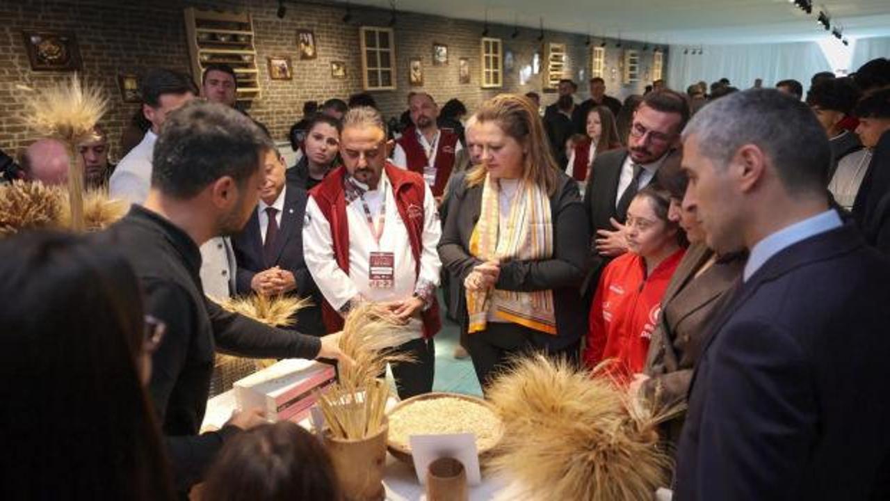 Afyonkarahisar&rsquo;da yine Guinness D&uuml;nya Rekoru kırıldı