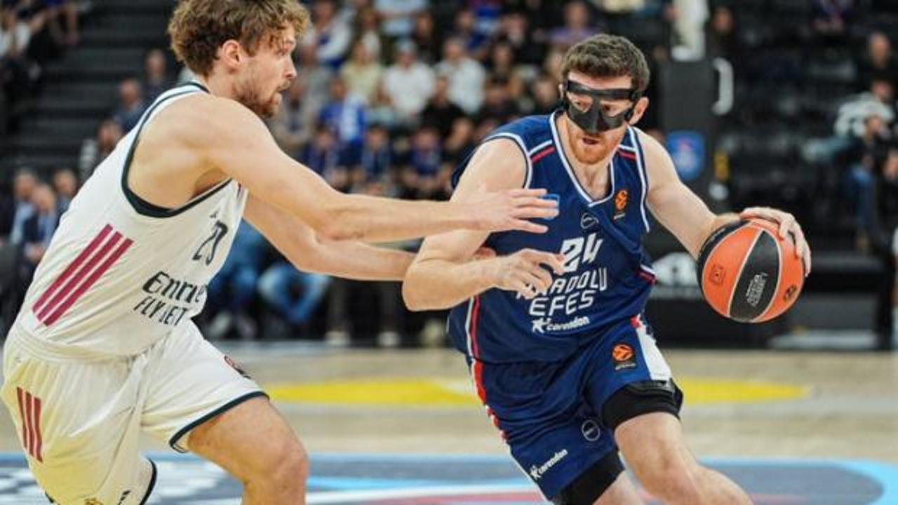 Anadolu Efes Real Madrid'i devirdi!