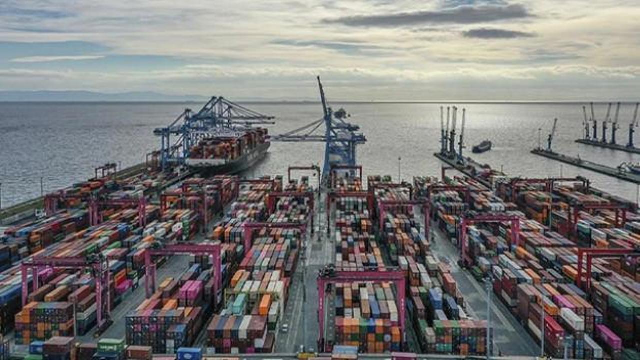 Dış ticaret a&ccedil;ığı ağustosta y&uuml;zde 22,3 arttı