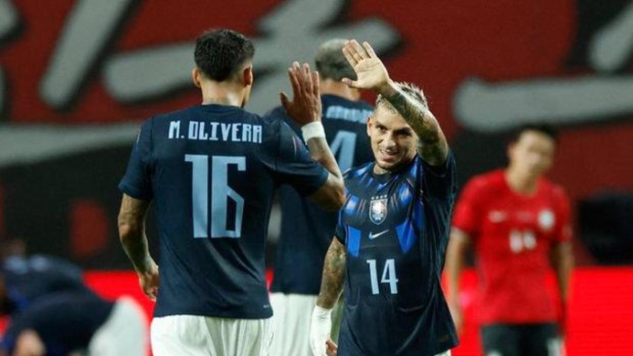 Galatasaray ve Beşiktaş'ın yıldızları milli ma&ccedil;ta kapıştı! 4-1 kazandılar