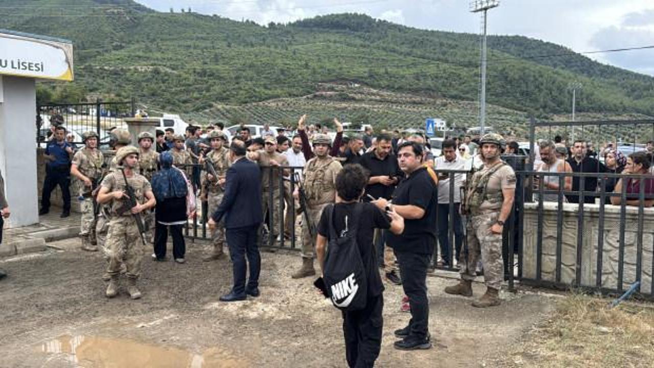 Osmaniye'de silahla vurulan &ouml;ğretmen hayatını kaybetti