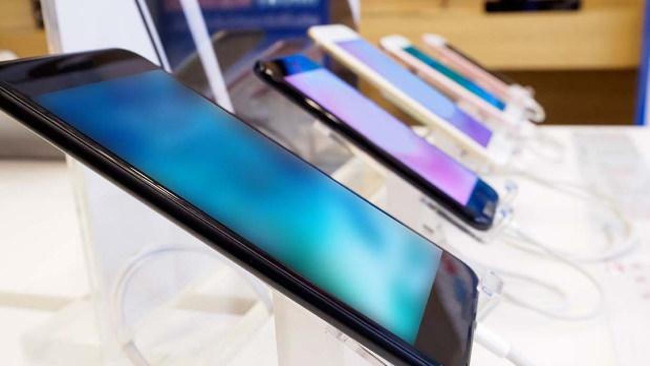 Yeni yerli akıllı telefon geliyor: B&uuml;y&uuml;k m&uuml;jdeyi verdi! Tarih ilan edildi