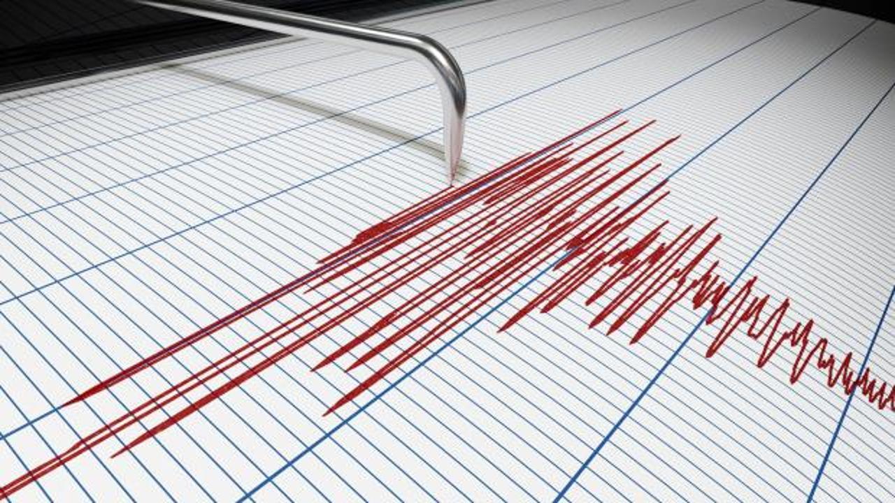 Adana'da peş peşe depremler