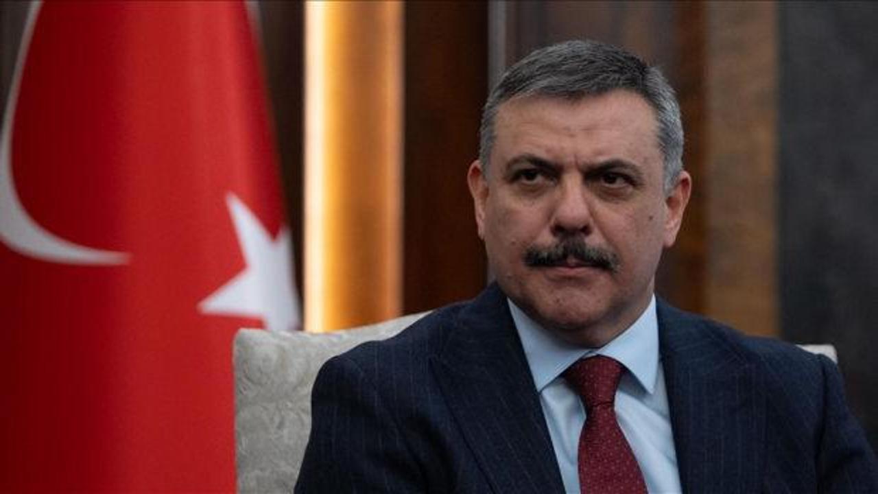 Bakan &Ccedil;ift&ccedil;i'den kısmen &ccedil;&ouml;ken binada hayatını kaybedenler i&ccedil;in taziye mesajı