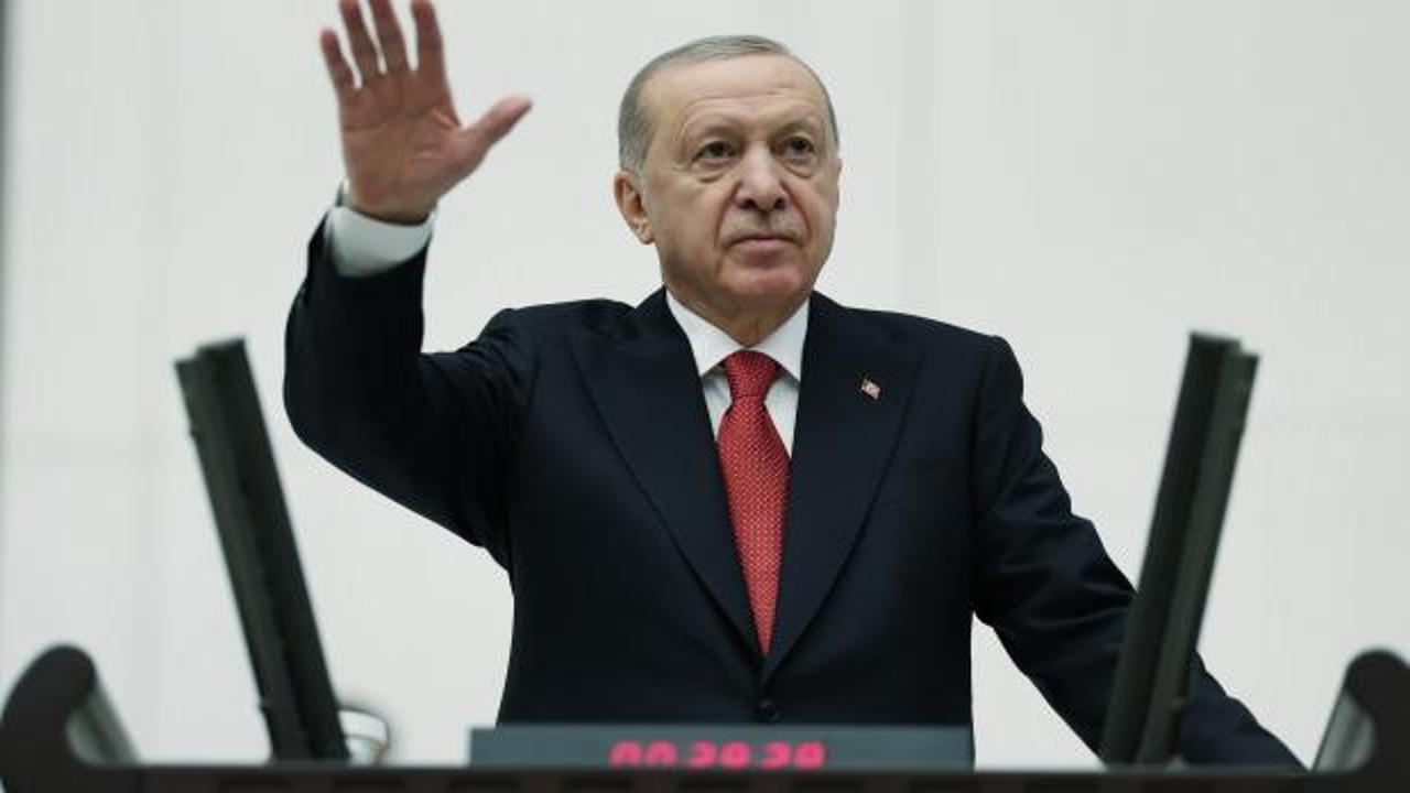 Cemil Tugay'dan sonra yeni transfer iddiası! Bir B&uuml;y&uuml;kşehir daha AK Parti'ye ge&ccedil;iyor