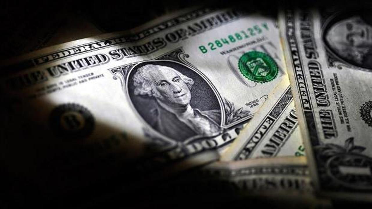 Dolar ve Euro'da g&uuml;n&uuml;n ilk fiyatları!