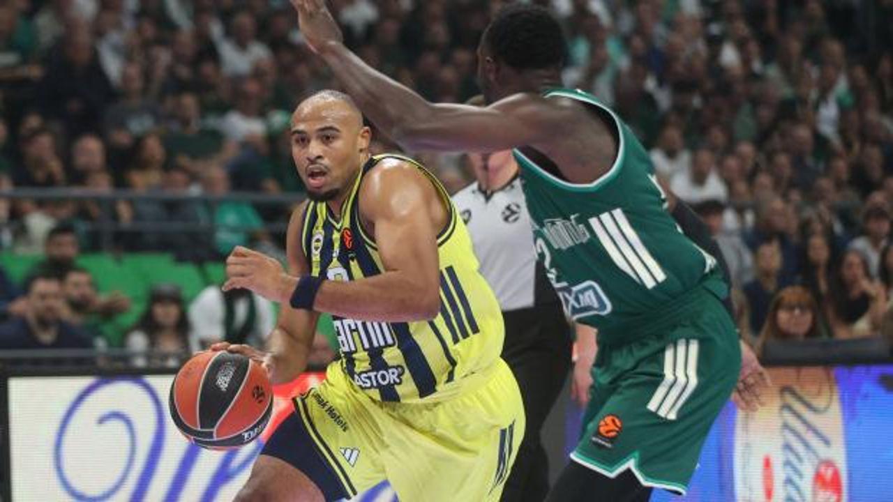 Fenerbah&ccedil;e, EuroLeague'de yenilgiyle tanıştı