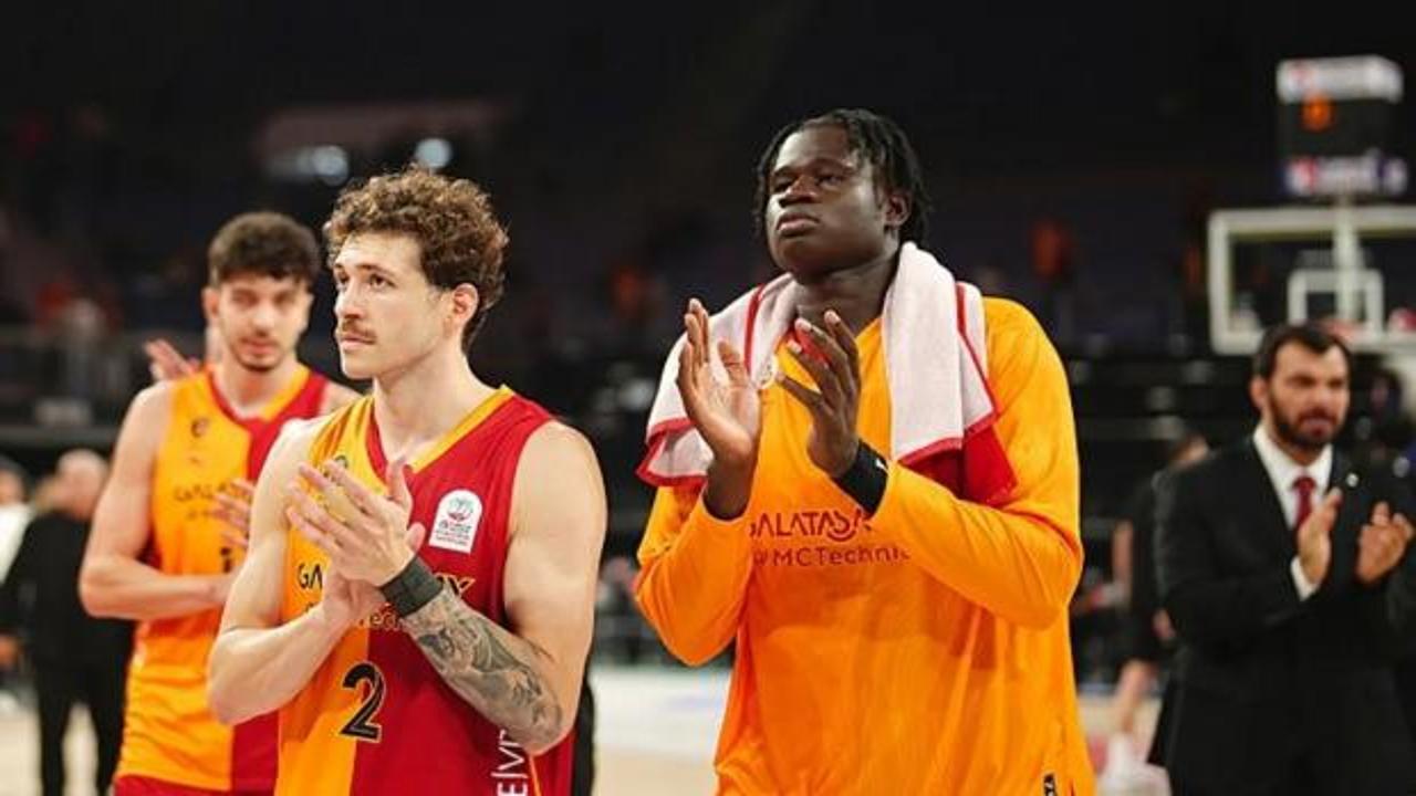 Galatasaray Şampiyonlar Ligi'nde parkeye &ccedil;ıkıyor!