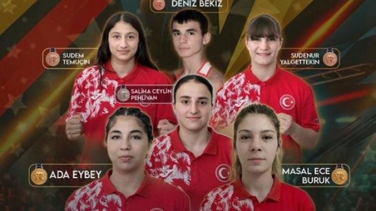 Milli sporcular Boks Şampiyonası'na damga vurdu! 2'si altın 6 madalya
