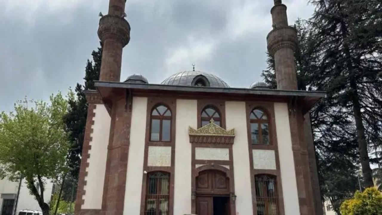 S&ouml;ğ&uuml;t&rsquo;te tarihle mimarinin birleştiği nokta: Hamidiye Camii