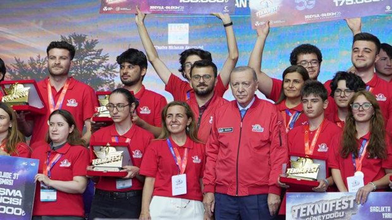 T&Uuml;BA-TEKNOFEST Doktora Bilim &Ouml;d&uuml;l&uuml; sahiplerini buldu!