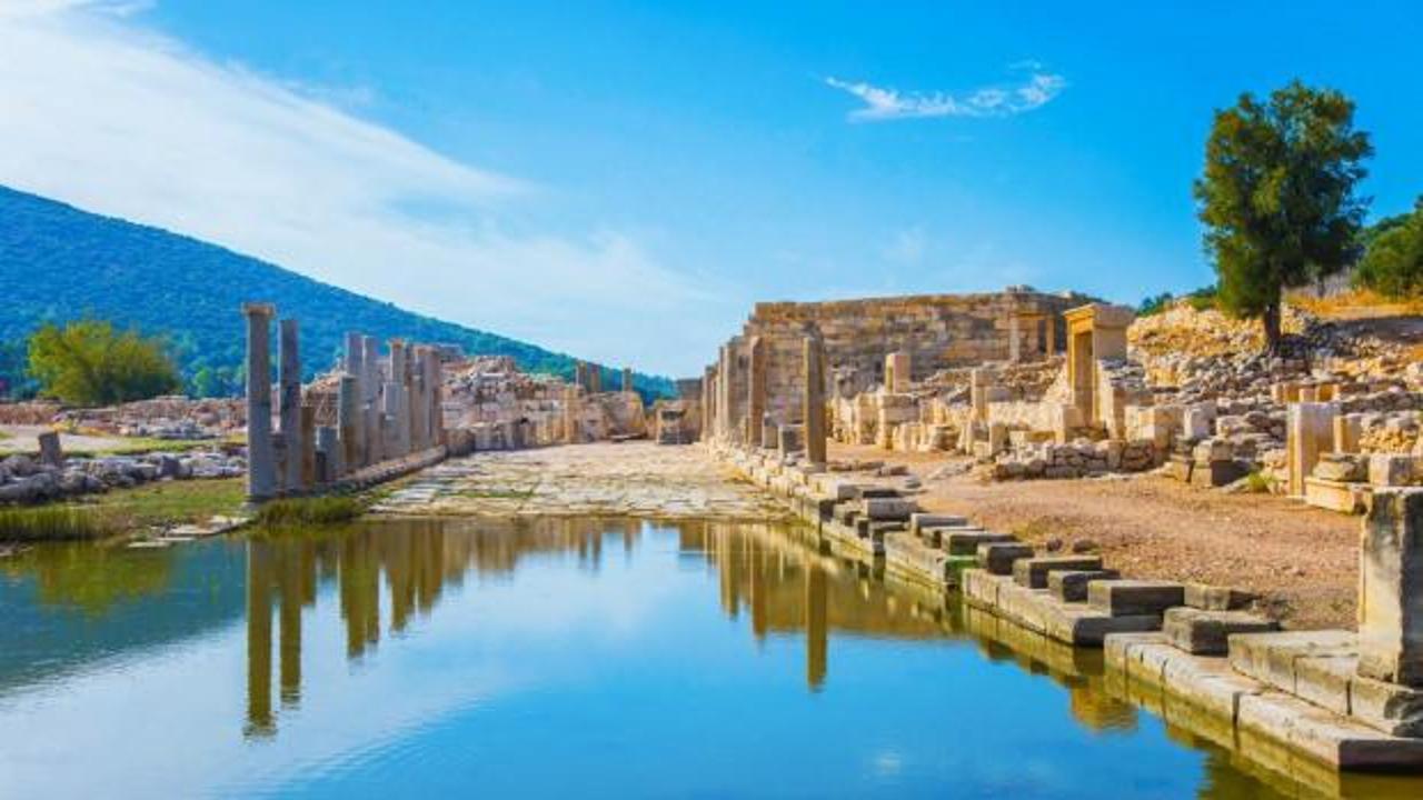 T&uuml;rkiye turizmde d&uuml;nya devlerini geride bıraktı! 11 basamaklık tarihi y&uuml;kseliş