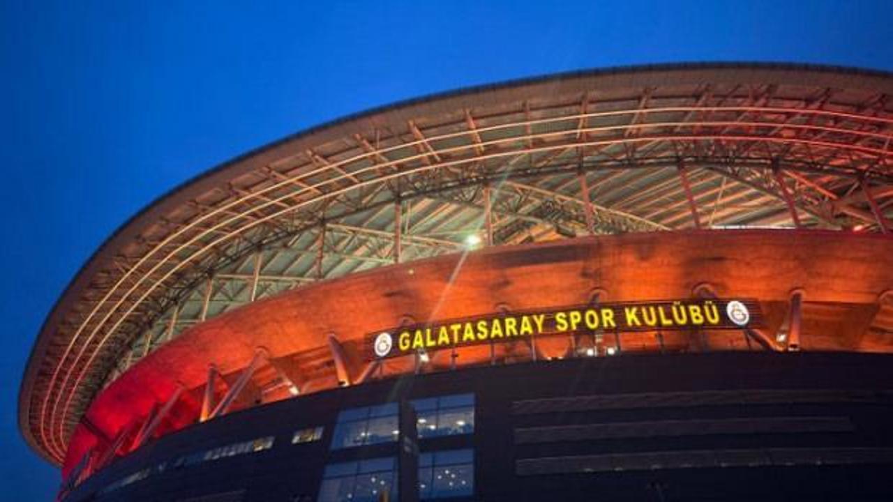 Bakanlıktan a&ccedil;ıklama! Rams Park'ta toprak kayması ve &ccedil;atlak iddiası