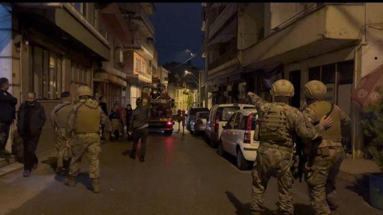 Bursa'da rehine krizi! Mahalleye giriş &ccedil;ıkışlar kapatıldı... &Ouml;zel harekat devreye girdi 