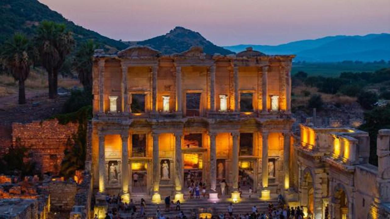 Gece m&uuml;zeciliğine yoğun ilgi: Ziyaret&ccedil;i sayısı 1,3 milyonu aştı