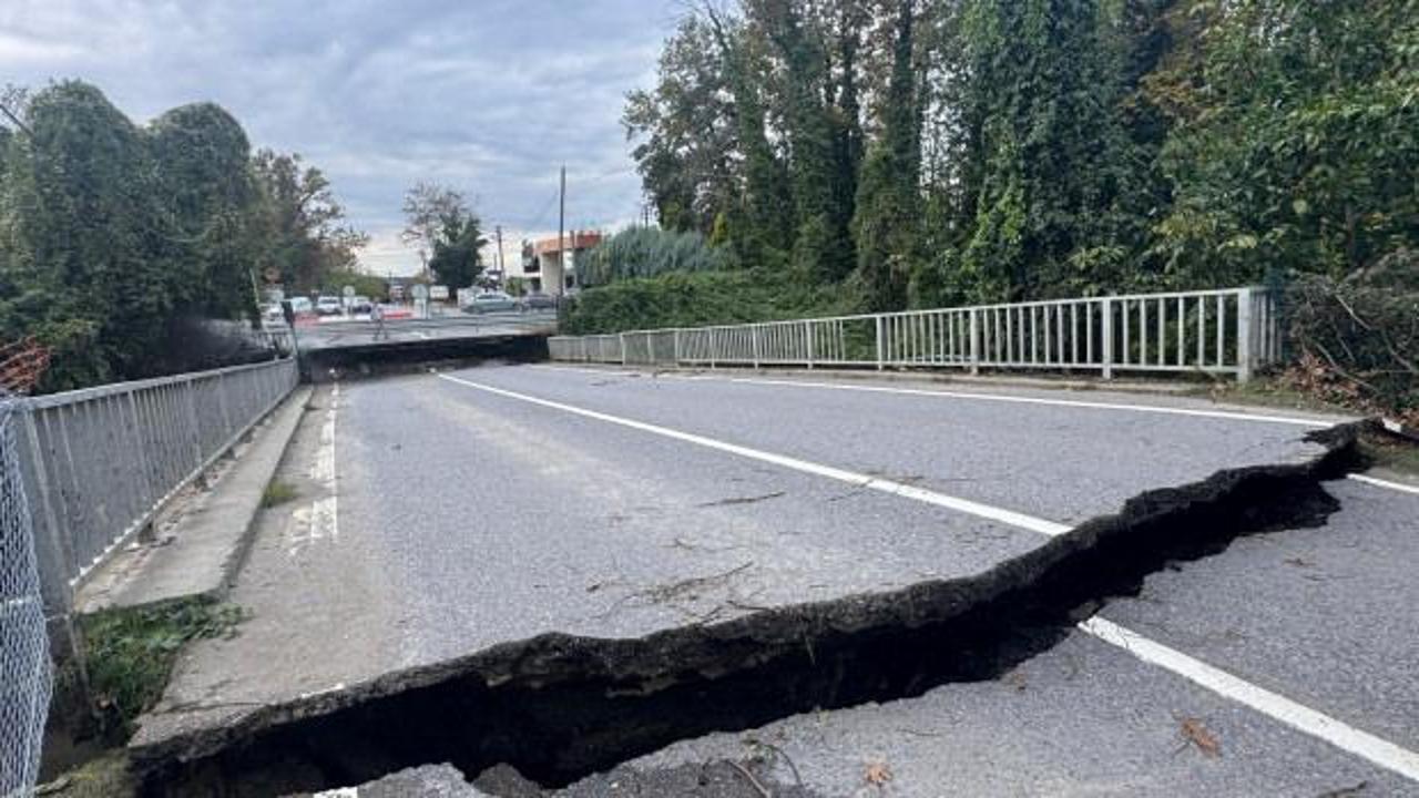 İki il arasındaki k&ouml;pr&uuml; yıkıldı: Yeni g&uuml;zergah oluşturuldu!