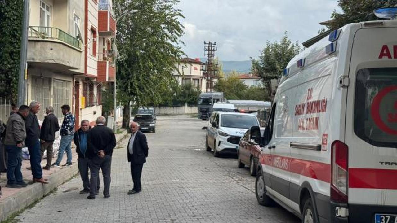 Kastamonu'da 70 yaşındaki adam evinin bah&ccedil;esinde &ouml;l&uuml; bulundu!