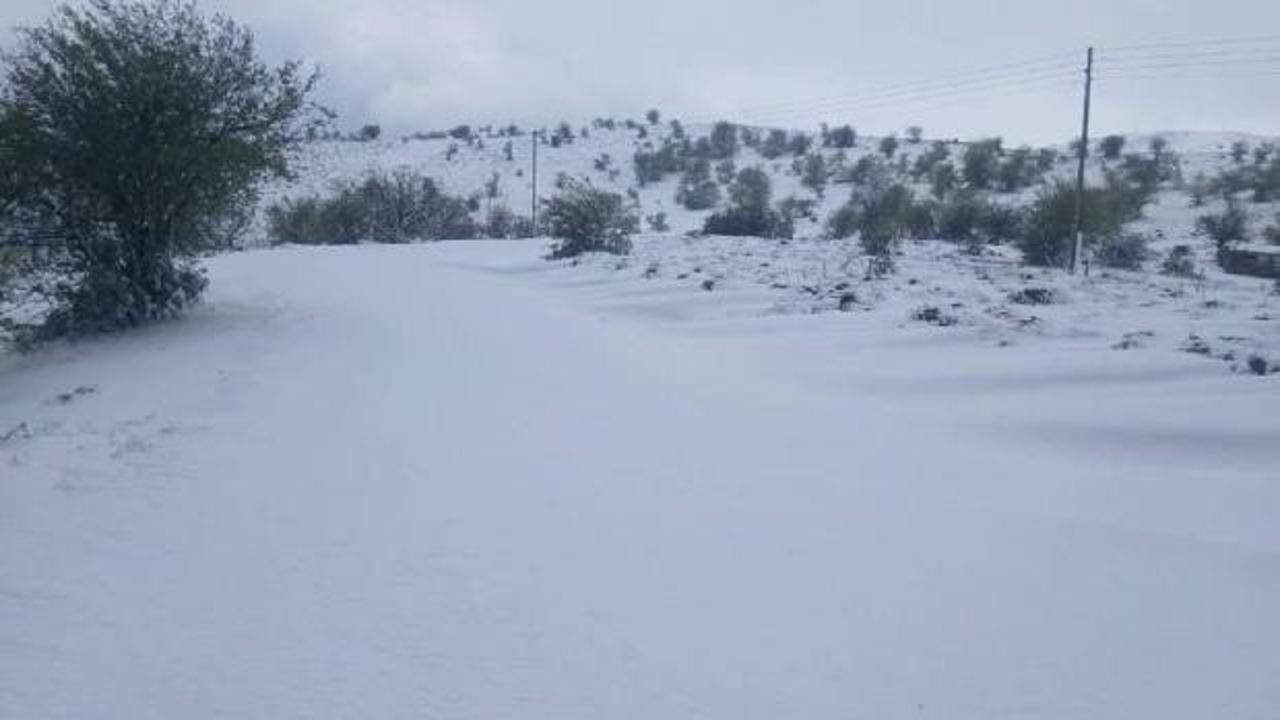 Manisa'ya mevsimin ilk karı yağdı