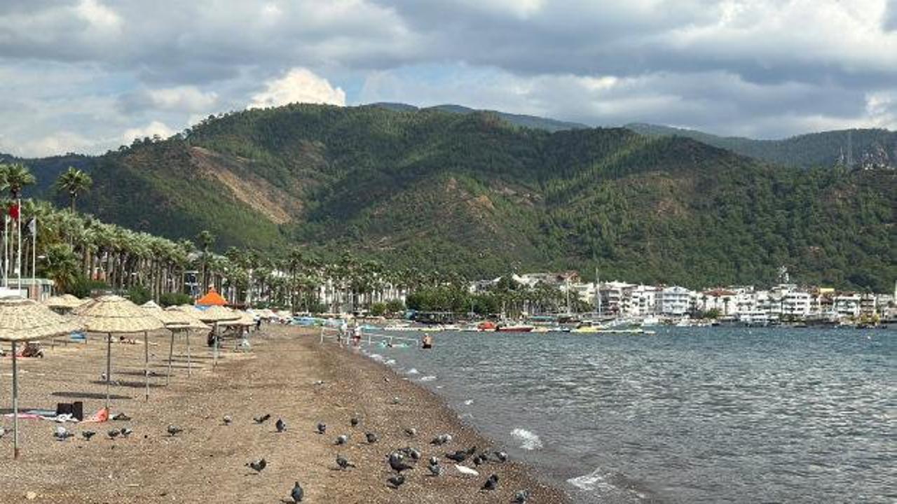 Marmaris'te yağış yerini g&uuml;neşli havaya bıraktı