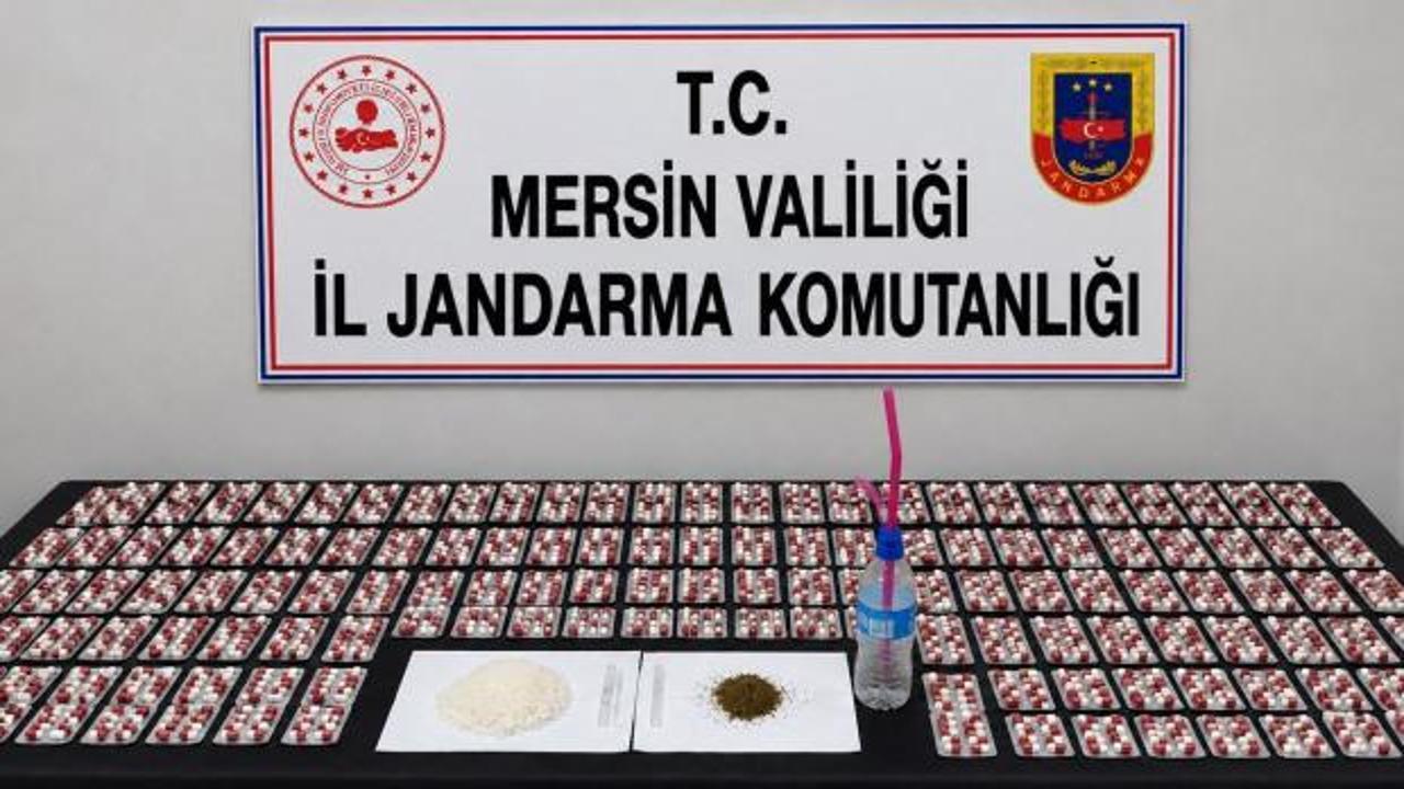 Mersin'de jandarmadan gece yarısı uyuşturucu baskını: 2 zanlı tutuklandı!