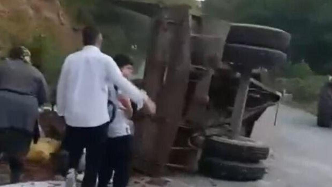 Trakt&ouml;r r&ouml;morku devrildi: 11 yaralı
