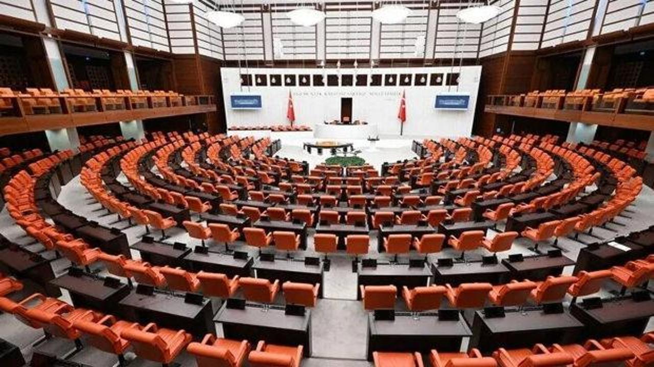 T&uuml;rk Kızılay Kanunu Teklifi&rsquo;nin ilk 3 maddesi kabul edildi