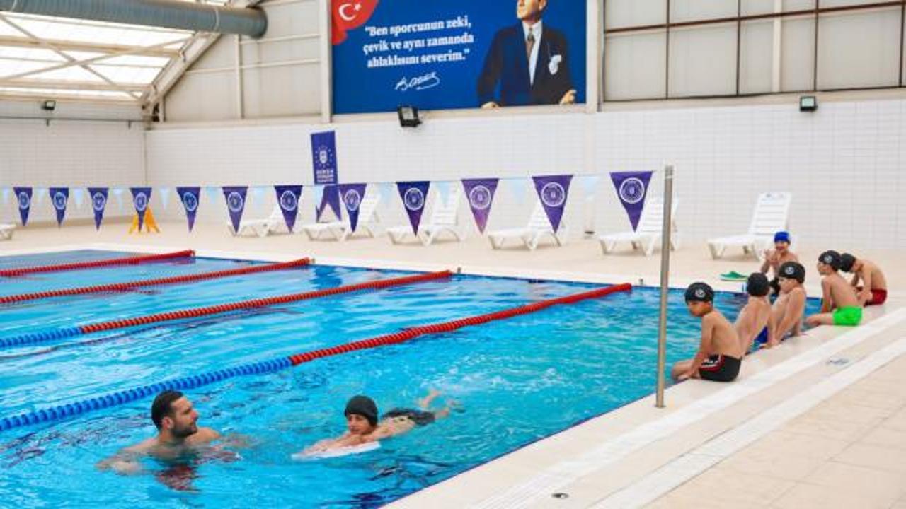 Bursa&rsquo;da &lsquo;Y&uuml;zme Bilmeyen Kalmasın&rsquo; eğitimleri başladı