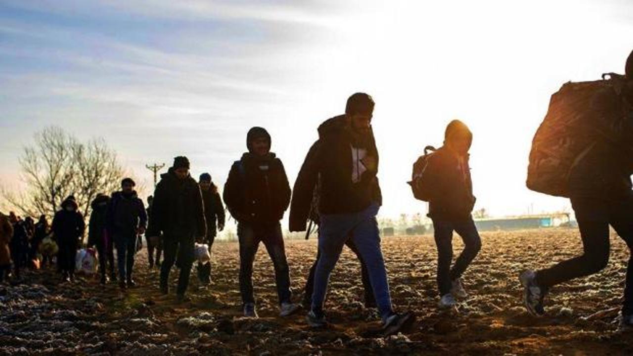 Edirne ve Kırklareli'nde 17 d&uuml;zensiz g&ouml;&ccedil;men yakalandI