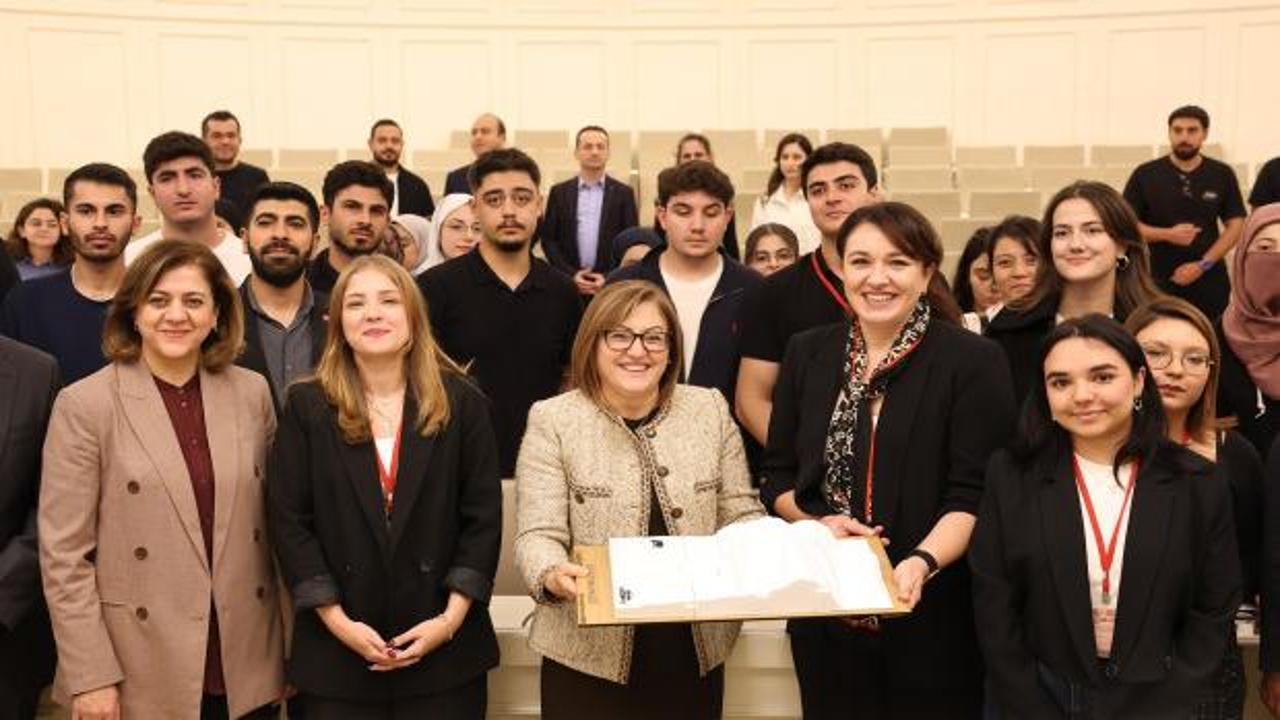 Gaziantep'in dev projeleri gen&ccedil; mimarlar i&ccedil;in a&ccedil;ık hava dersliğine d&ouml;n&uuml;şt&uuml;